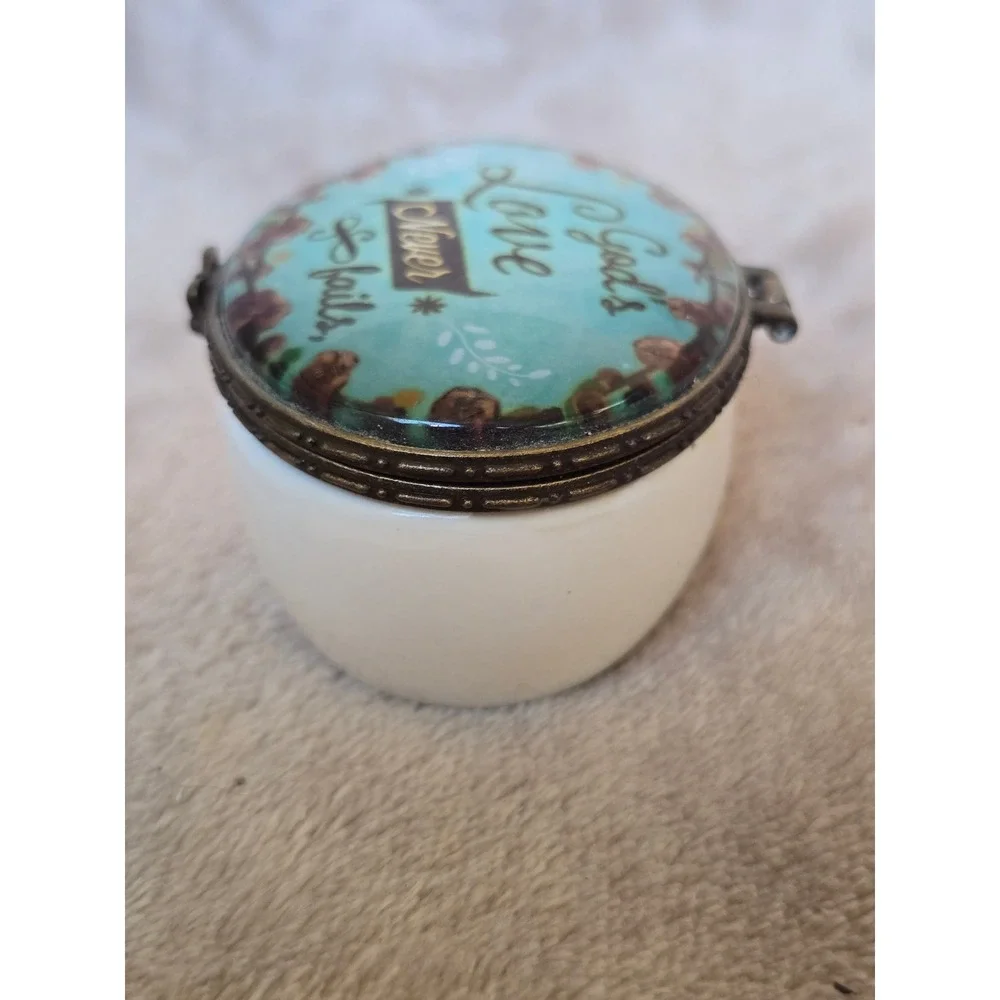 N/A charming oval